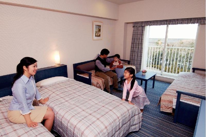 Tokyo Disney Celebration Hotel Urayasu Exterior photo