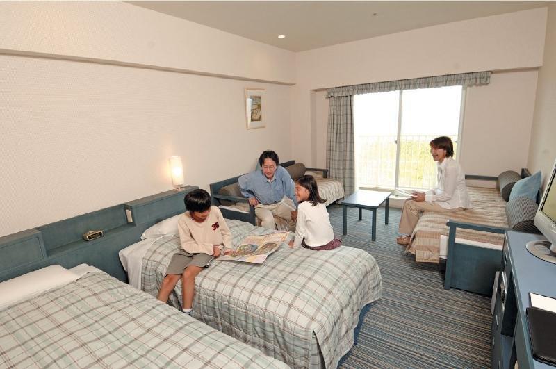 Tokyo Disney Celebration Hotel Urayasu Exterior photo