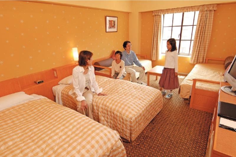 Tokyo Disney Celebration Hotel Urayasu Exterior photo