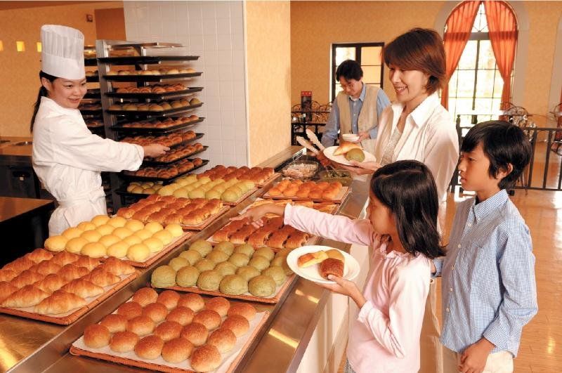 Tokyo Disney Celebration Hotel Urayasu Exterior photo